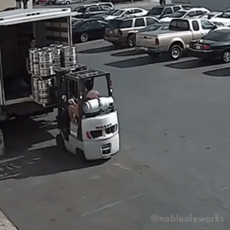 1473767795_giphy.gif